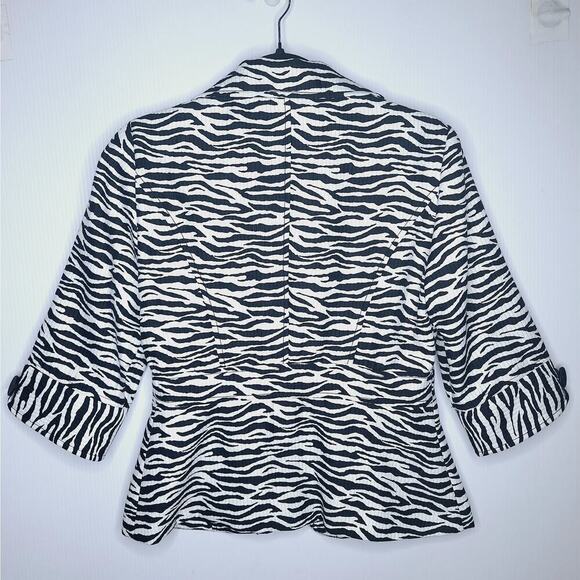Boston Proper Zebra Print Fitted Blazer Jacket 6 Black and White 3/4 Sleeve - Picture 10 of 10